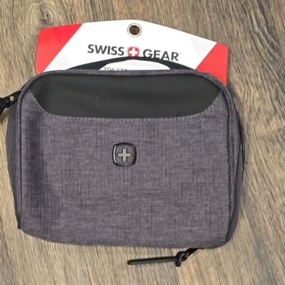 Swiss Gear Toiletry-Tech Kit- Grey - Picture 5 of 5